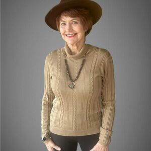 Chelsea Cambell 100% Silk Sweater